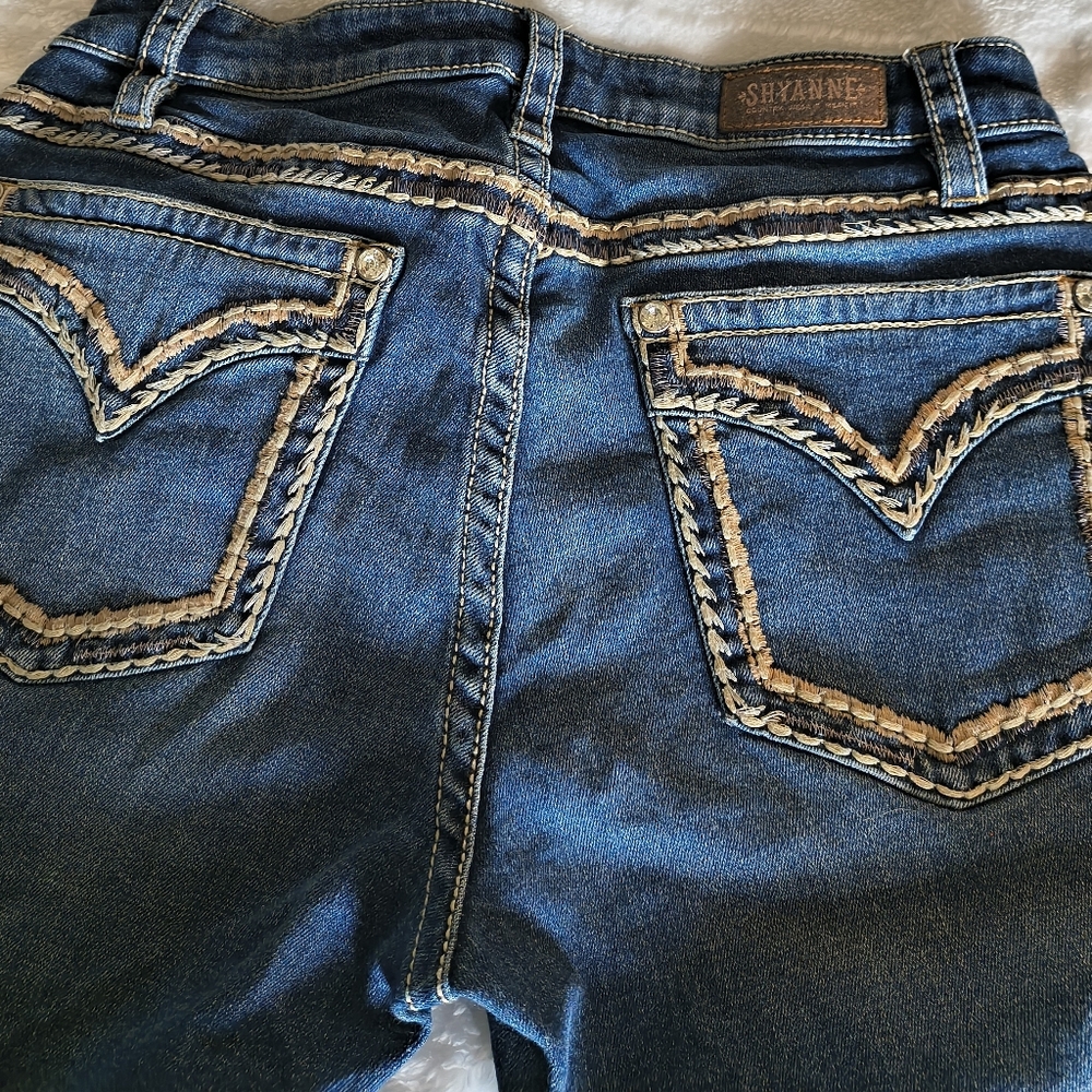 Shyanne Women's Blue Jeans